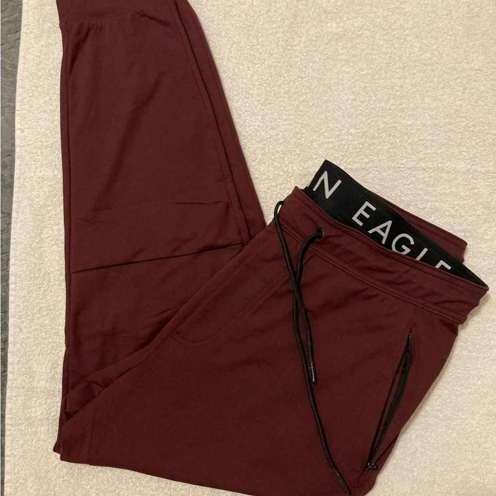 New! Mens American Eagle Maroon Joggers